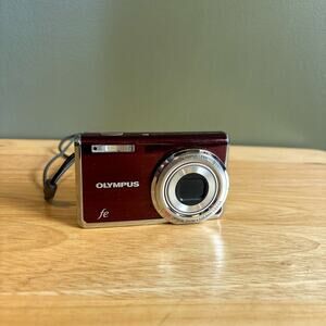 Olympus FE-5020 12MP Red Silver Digital Camera 5x Zoom For Parts
